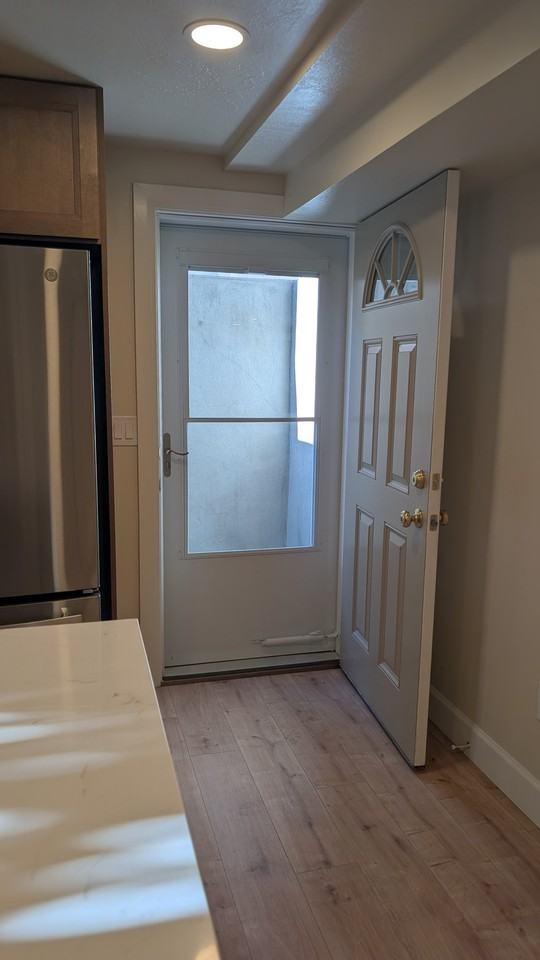 9302 S Sunrise Park Dr - Photo 2 of 13