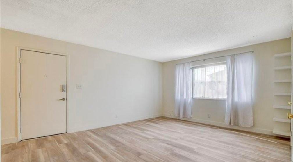 3841 Daisy St #19 - Photo 3 of 6
