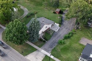 22900 Goddard Rd - Photo 1 of 1