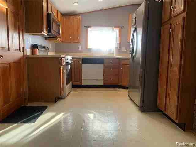 35708 Brush St - Photo 4 of 5
