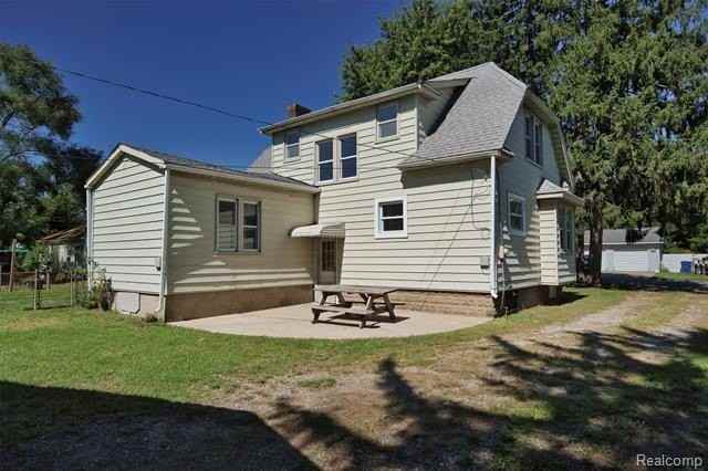 4561 Thirza Ct - Photo 3 of 29