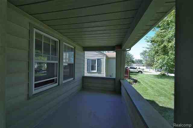 4561 Thirza Ct - Photo 6 of 29