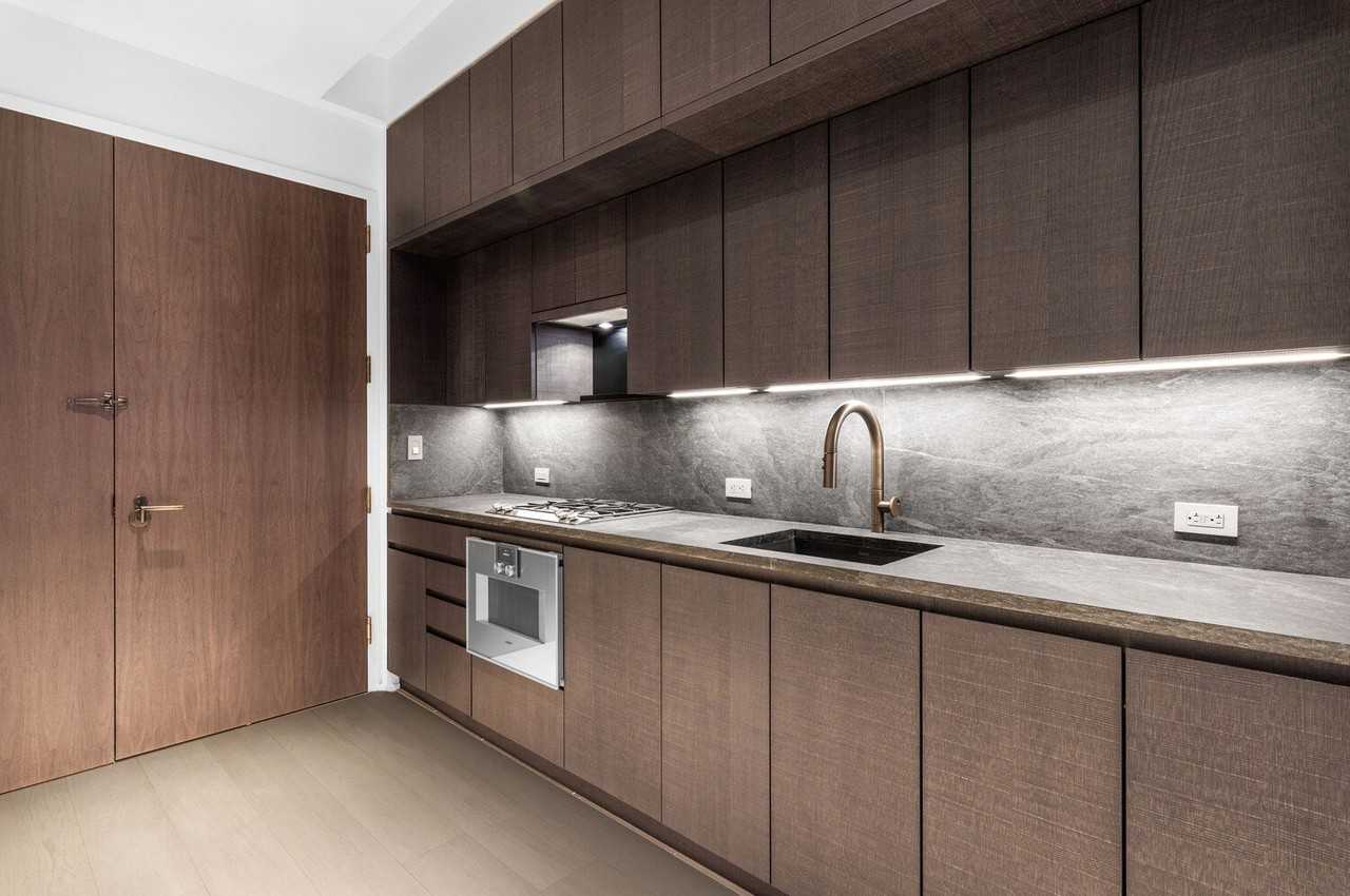 130 William St #14E - Photo 7 of 10