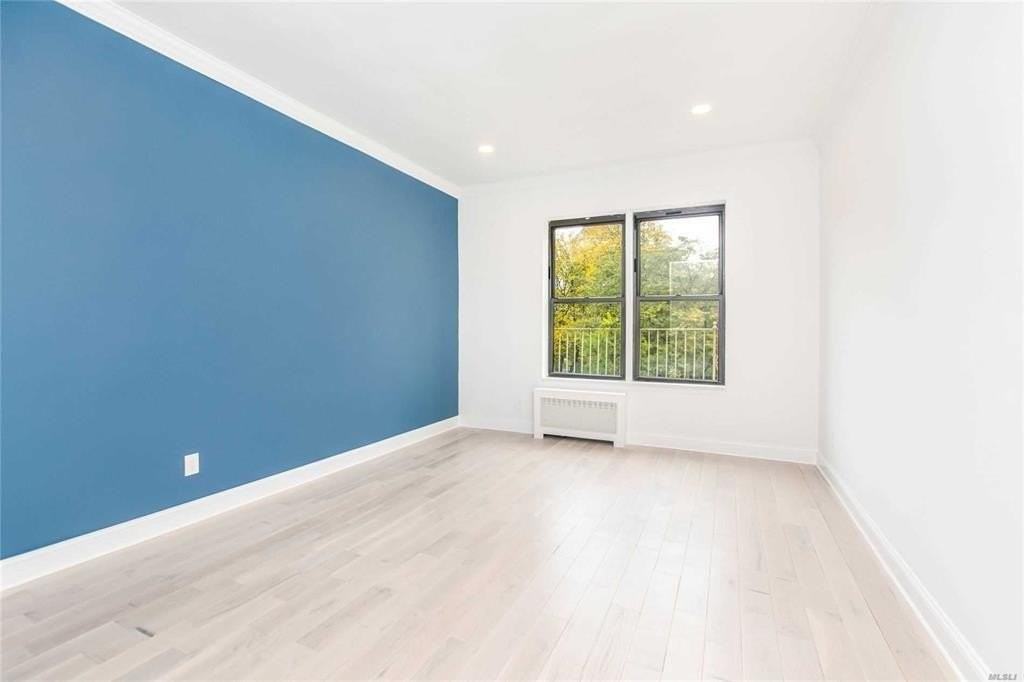 140 Claremont Ave #6B - Photo 2 of 9