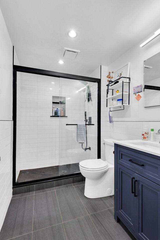 738 Fulton St - Photo 3 of 6