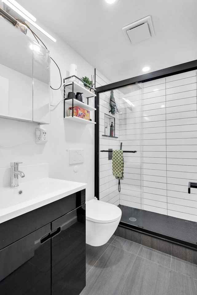 738 Fulton St - Photo 5 of 6