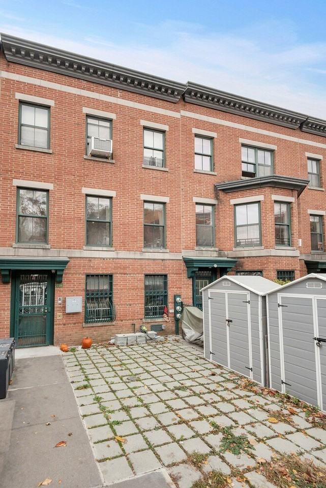 738 Fulton St - Photo 6 of 6