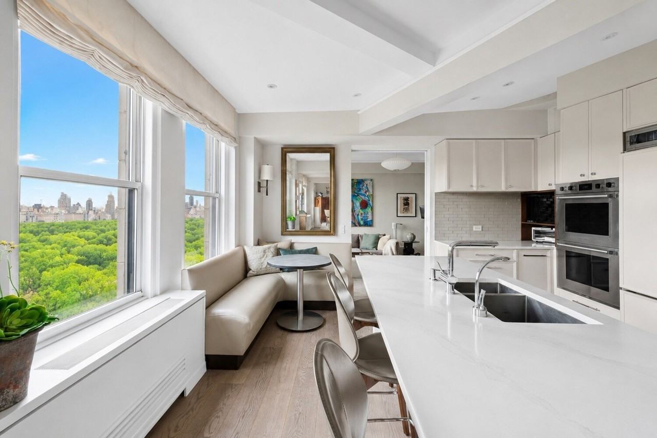 225 Central Park W #1605 - Photo 5 of 10