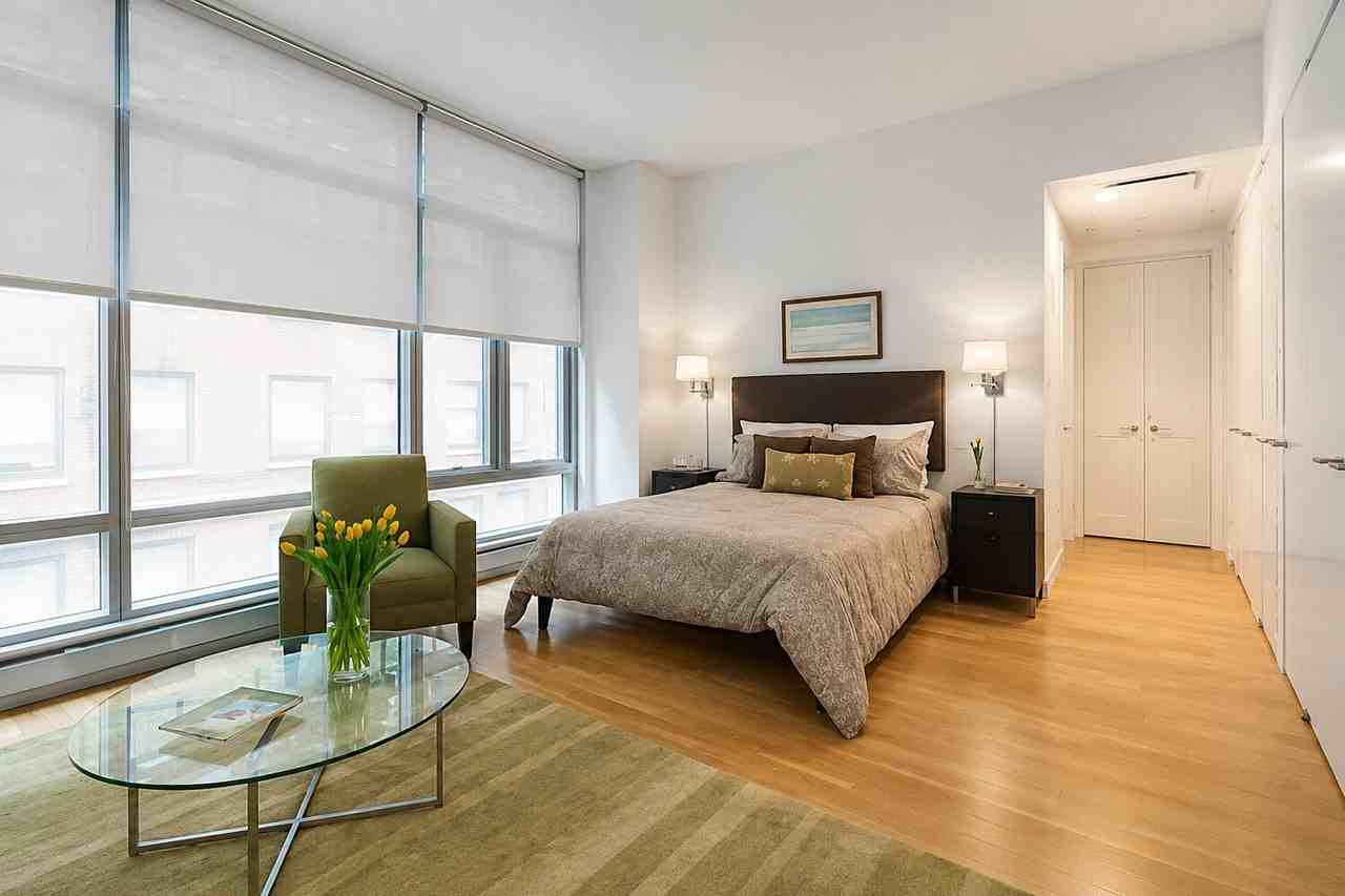 18 W 48th St #4C - Photo 3 of 10