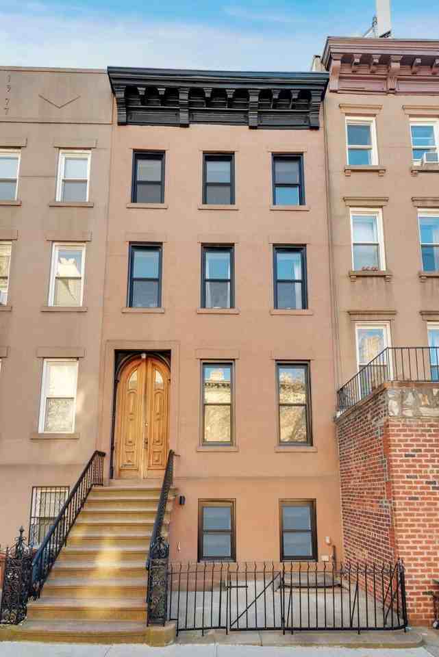 140 President St #3 - Photo 4 of 9
