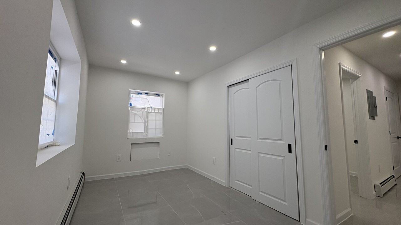 308 Beach 86th St #1 - Photo 5 of 10