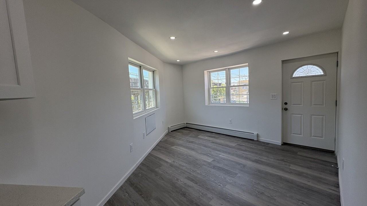 308 Beach 86th St #2 - Photo 4 of 10