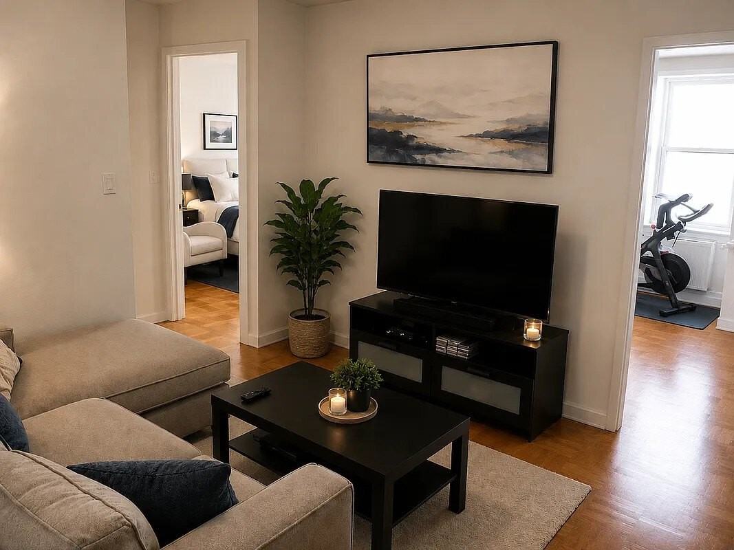 630 1st Ave #25AU - Photo 3 of 6