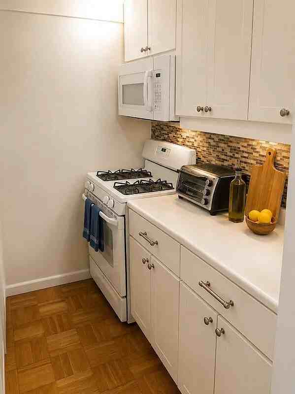 630 1st Ave #25AU - Photo 5 of 6