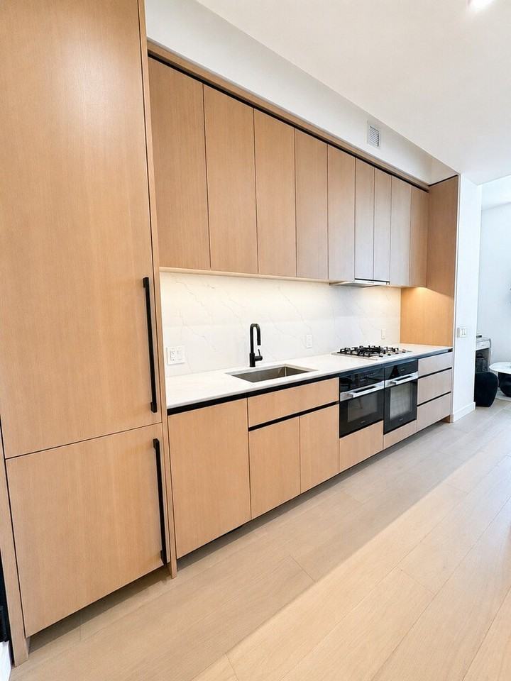 480 Kent Ave #14E - Photo 3 of 10
