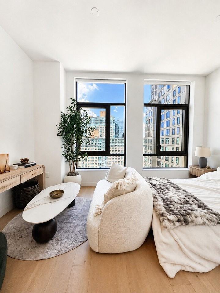 480 Kent Ave #14E - Photo 6 of 10