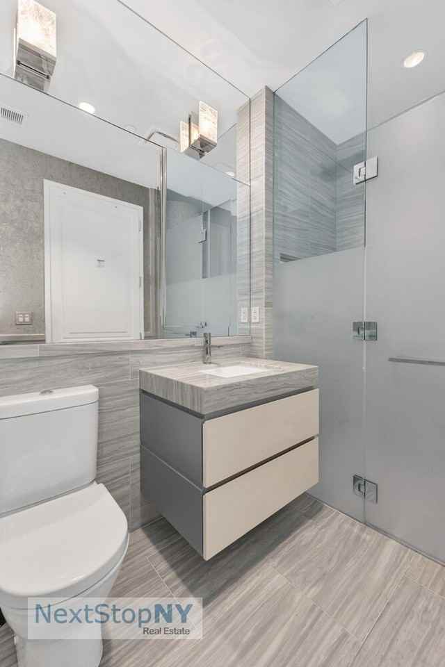 20 W 53rd St #36A - Photo 7 of 10