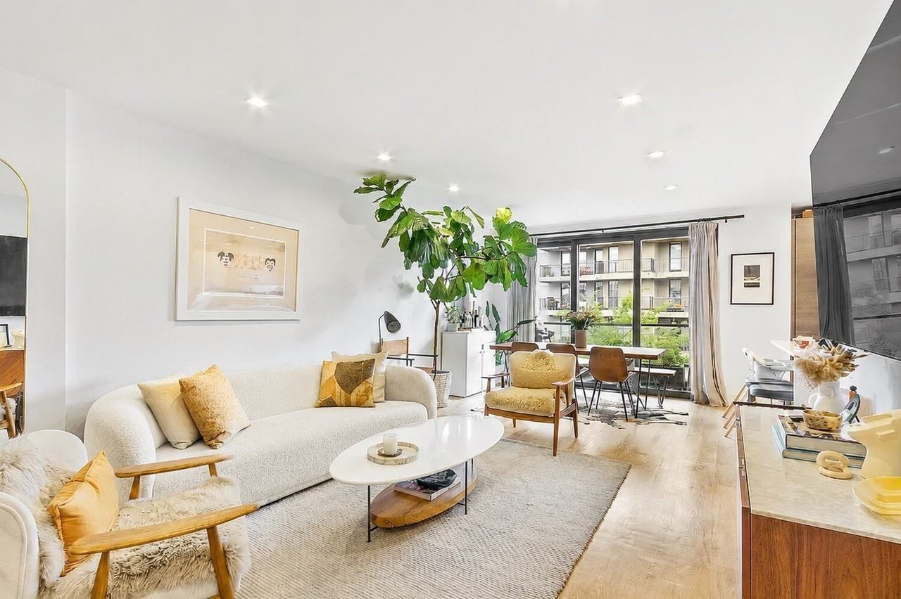 53 Grand St #3 - Photo 2 of 10
