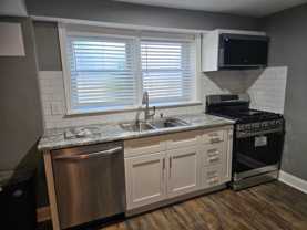 2422 Sunset Dr Ne #BS - Photo 1 of 1