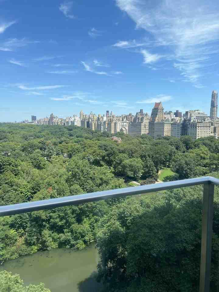 40 Central Park S