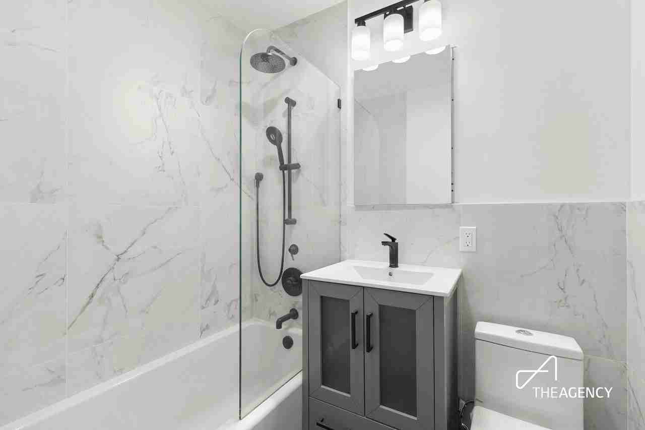 160 E 91st St Apt 2o - Photo 4 of 6