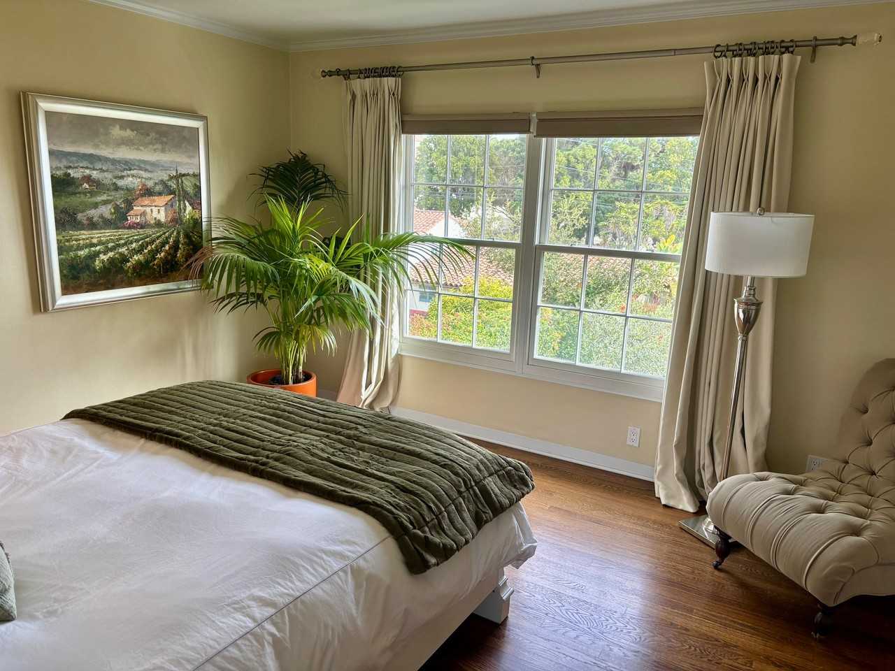 1712 Anacapa St - Photo 3 of 19