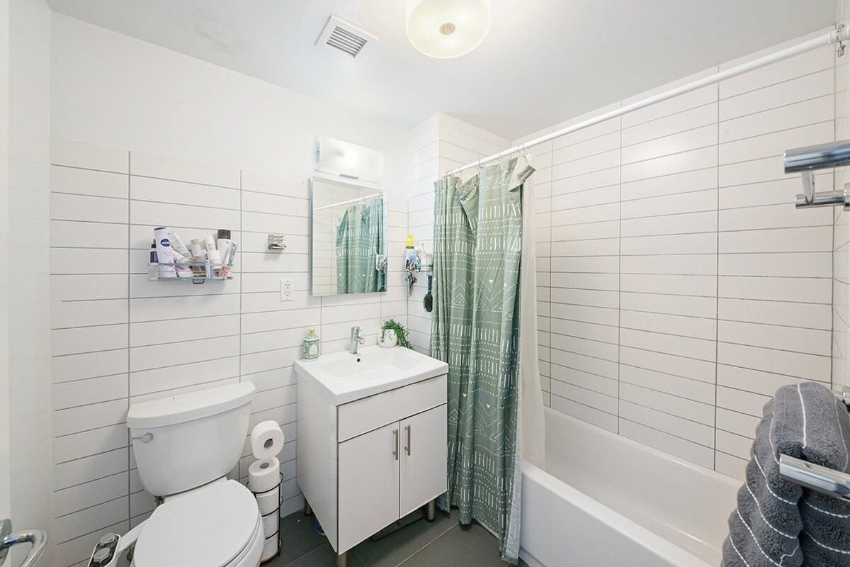 607 W 161st St - Photo 4 of 8