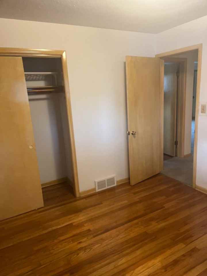 11021 Schwab Dr - Photo 6 of 9
