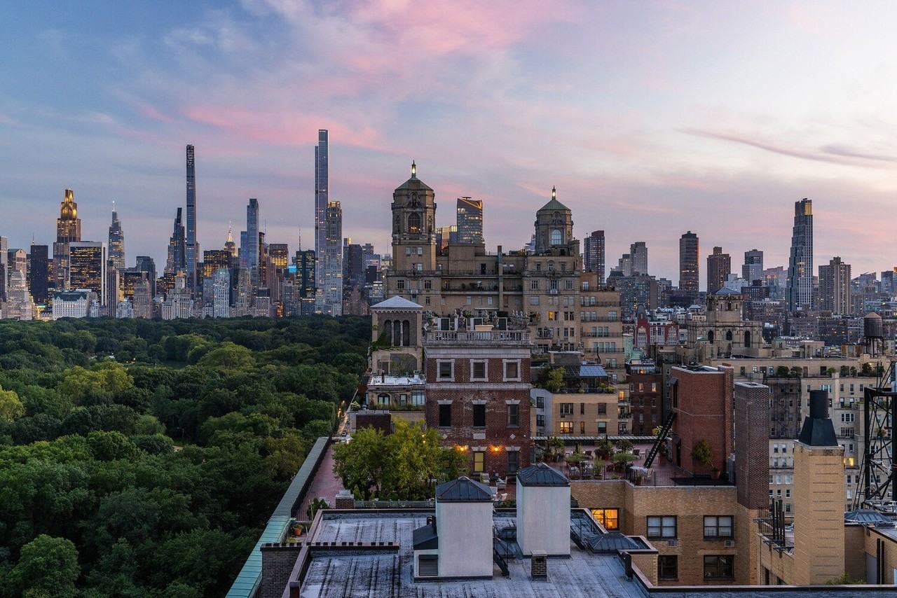 241 Central Park W - Photo 6 of 10