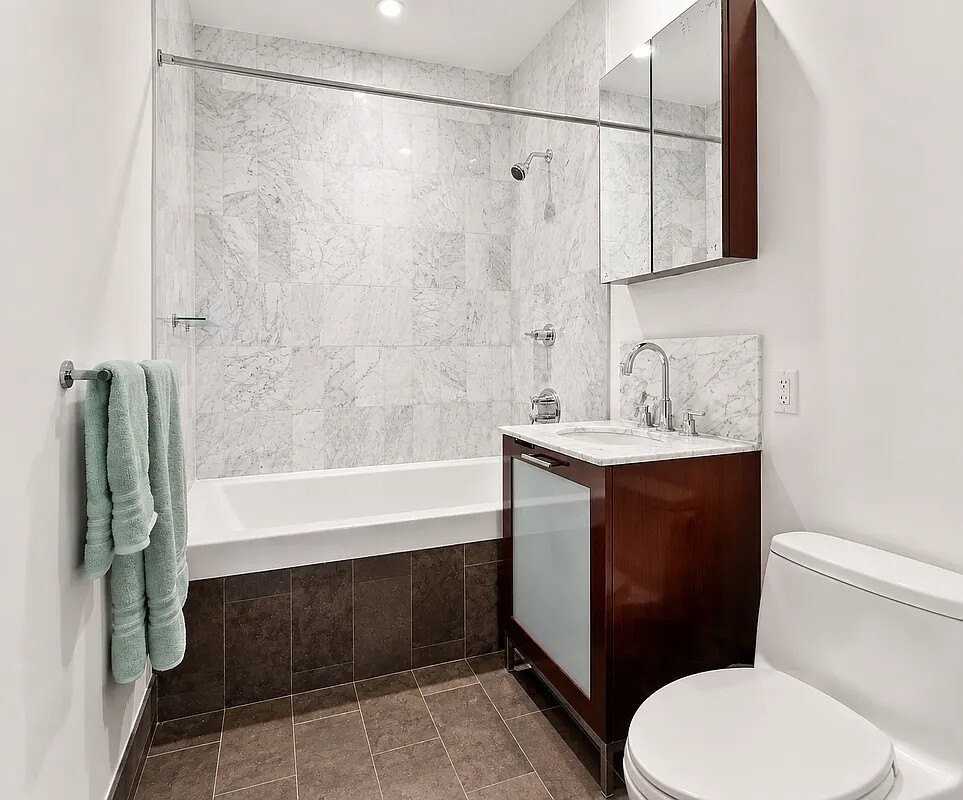 100 Jay St - Photo 5 of 10