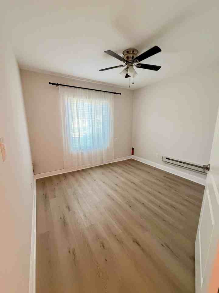 566 Somerset Ln #2 - Photo 5 of 11