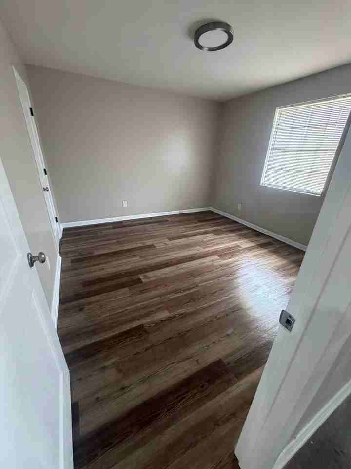 2587 1/2 Kelly St #LEFT - Photo 6 of 7