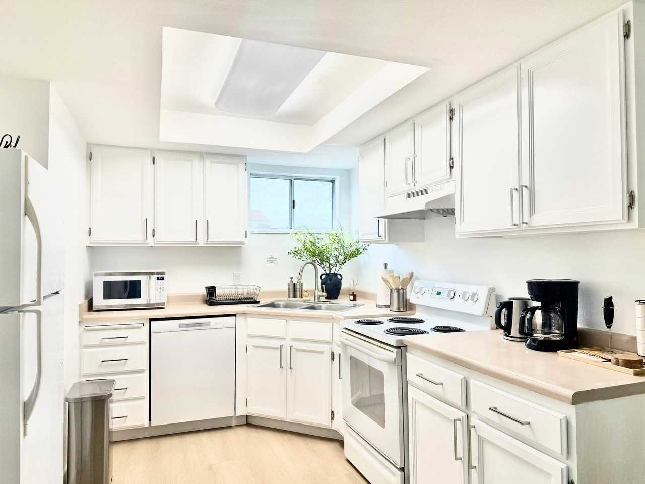 7834 S Chadbourne Dr #B - Photo 5 of 26