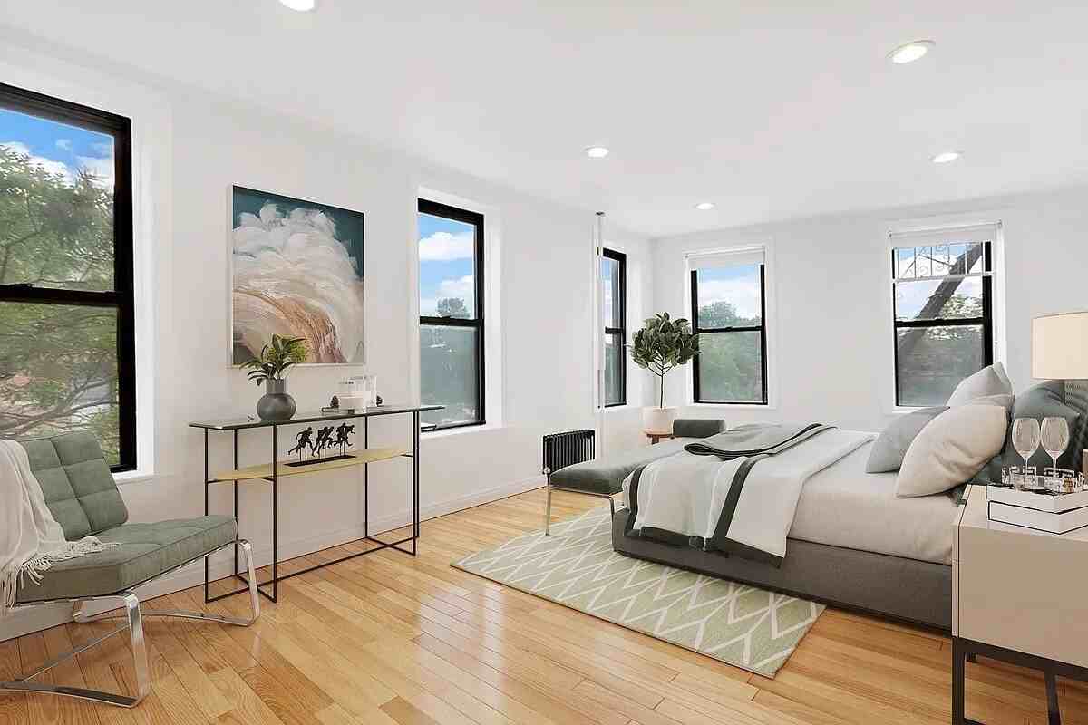 200 Prospect Park W - Photo 5 of 10