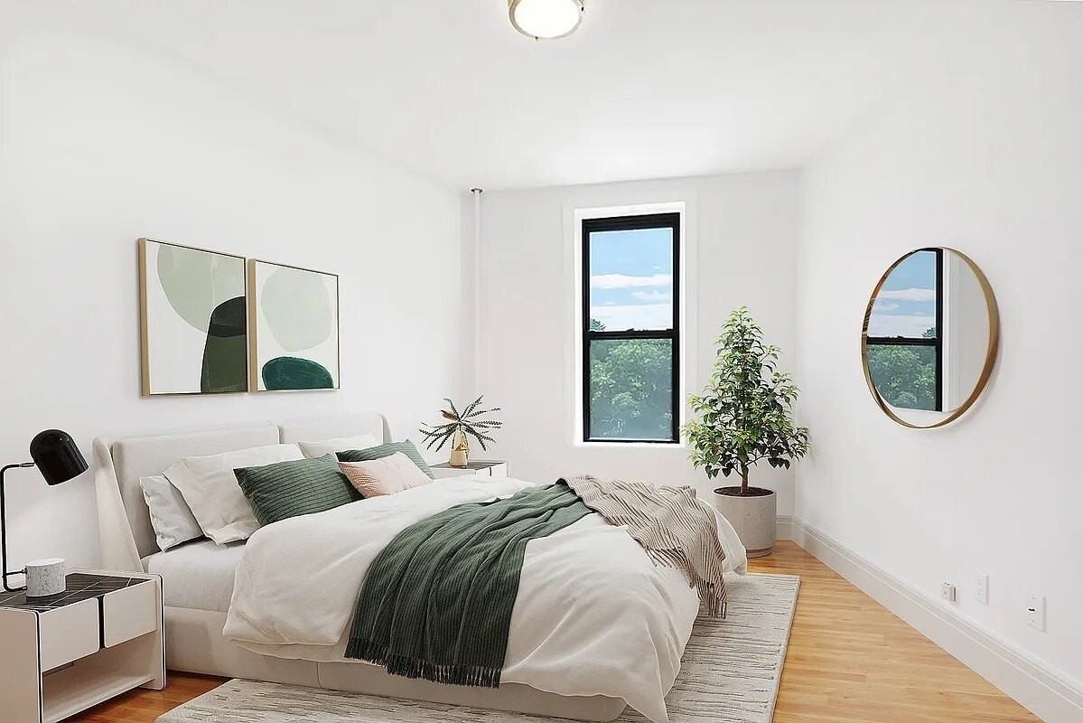 200 Prospect Park W - Photo 7 of 10