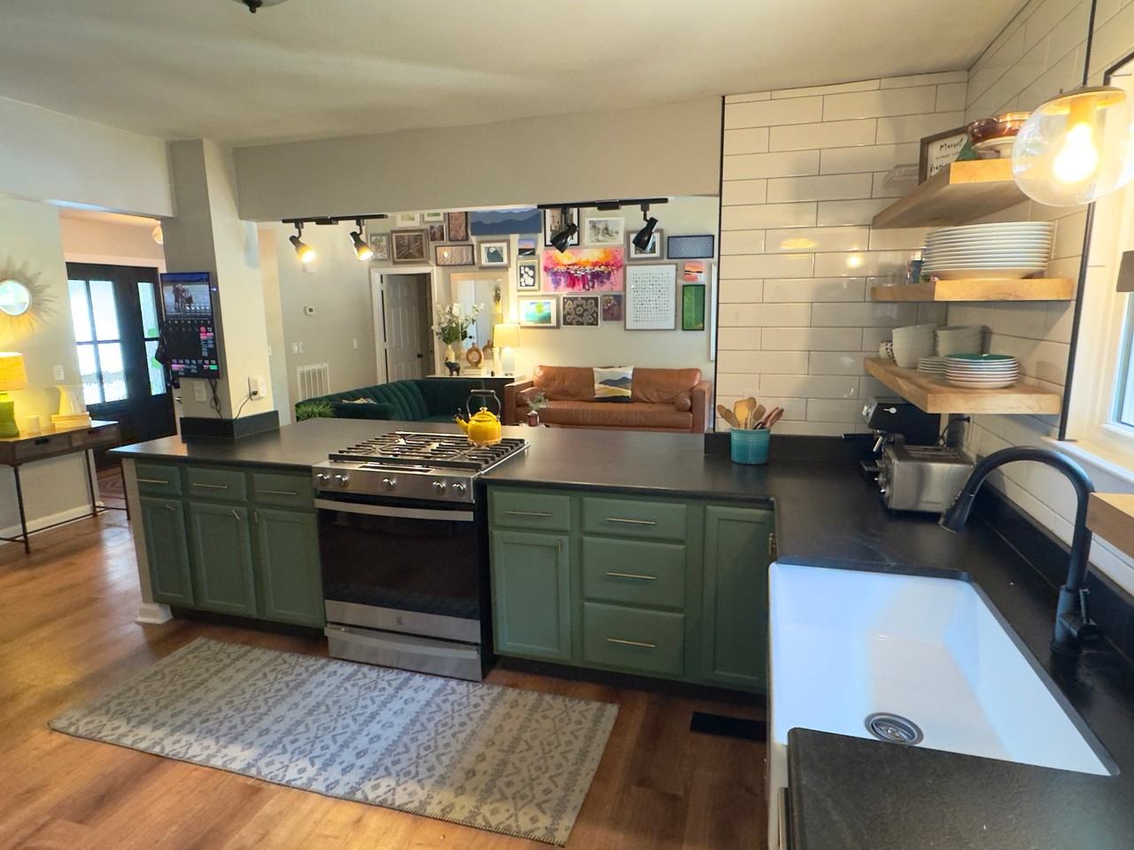 828 Murrell Rd - Photo 7 of 18