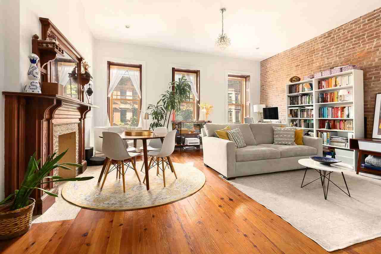 141 W 123rd St