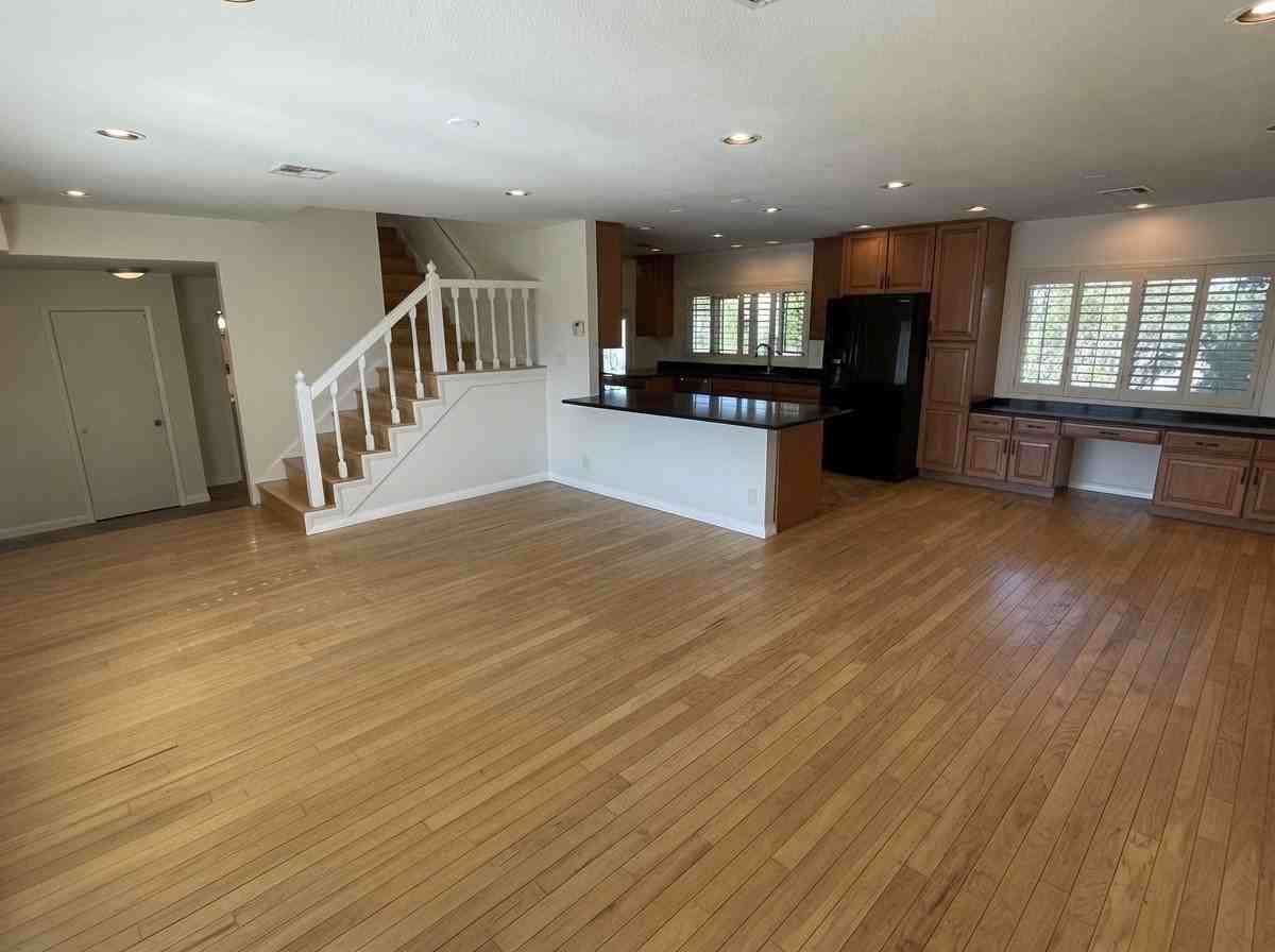 2248 S Saratoga - Photo 3 of 20