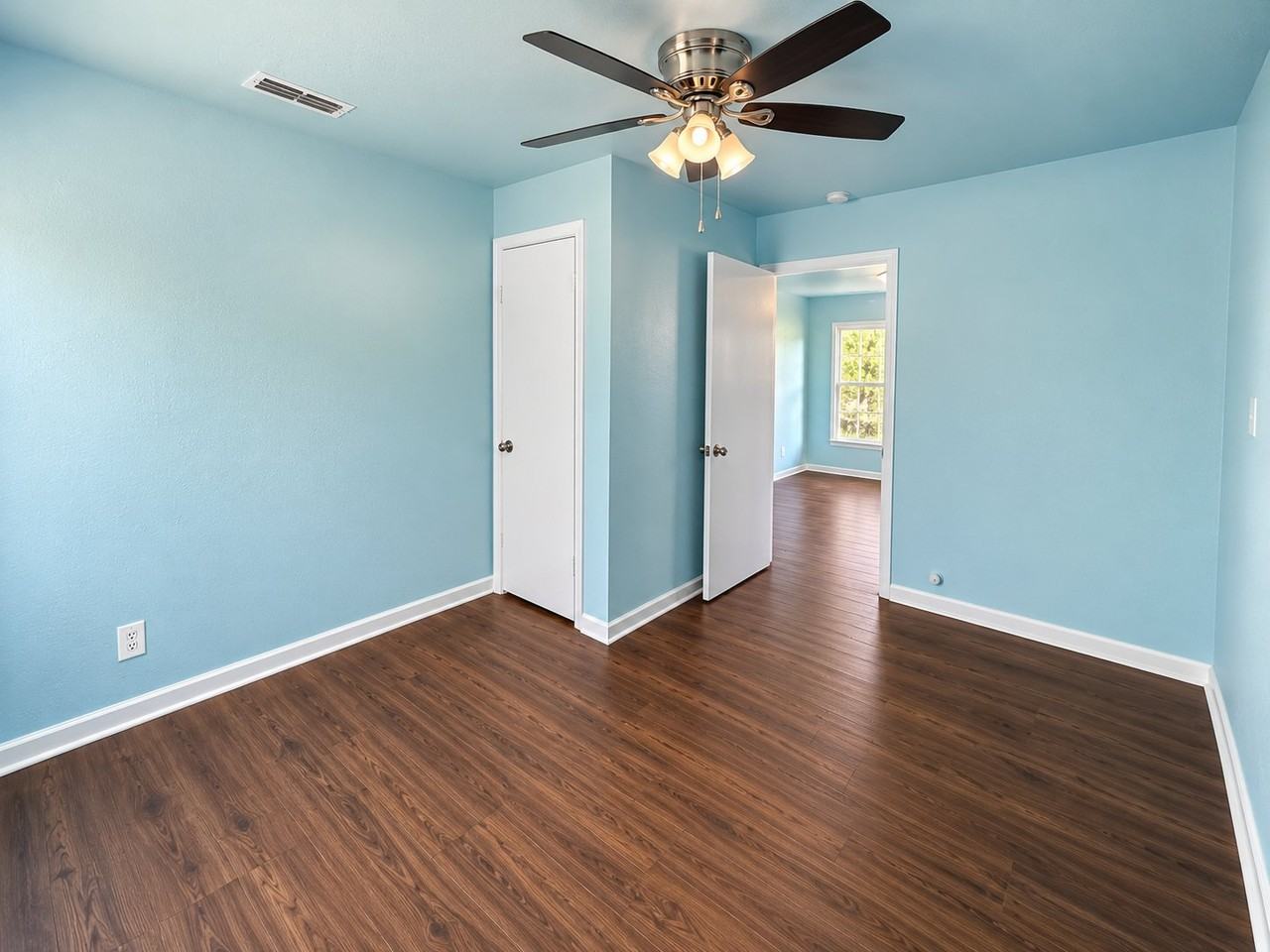 4869 Corrigan Ave #A - Photo 2 of 6
