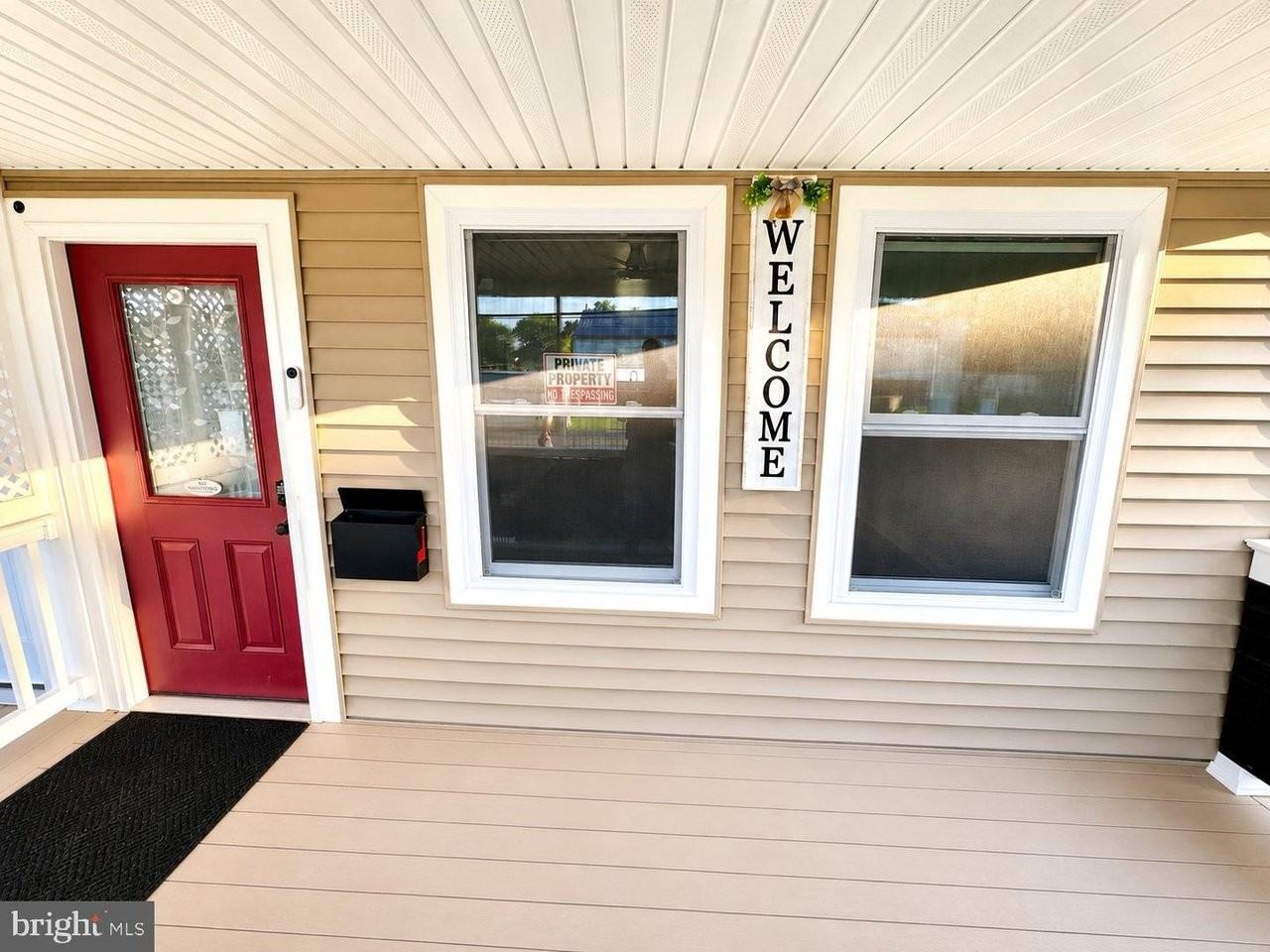 344 W Main St - Photo 2 of 19