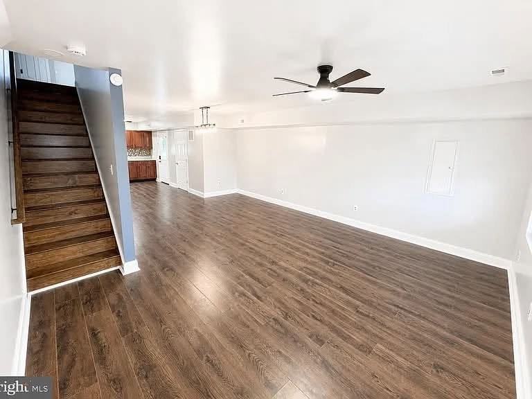 344 W Main St - Photo 3 of 19