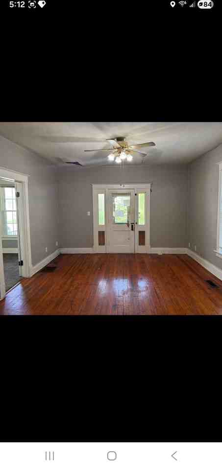 1733 S Spring St - Photo 2 of 20