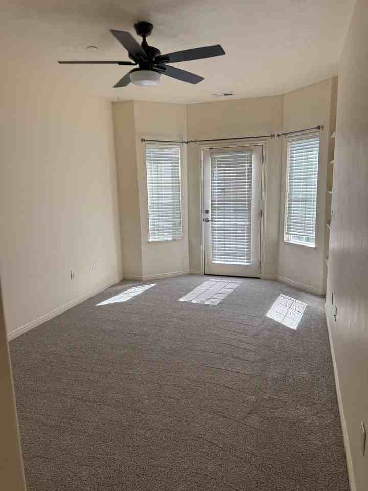 114 E Bella Monte Dr #08 - Photo 7 of 16