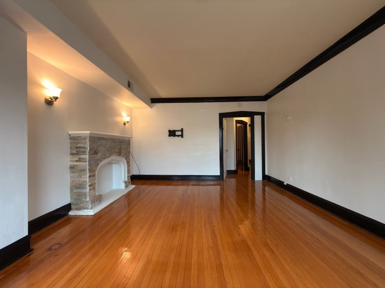 7744 S Jeffery Blvd #2 - Photo 7 of 29
