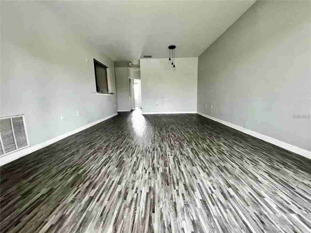 6011 Skydale Way #201 - Photo 7 of 22