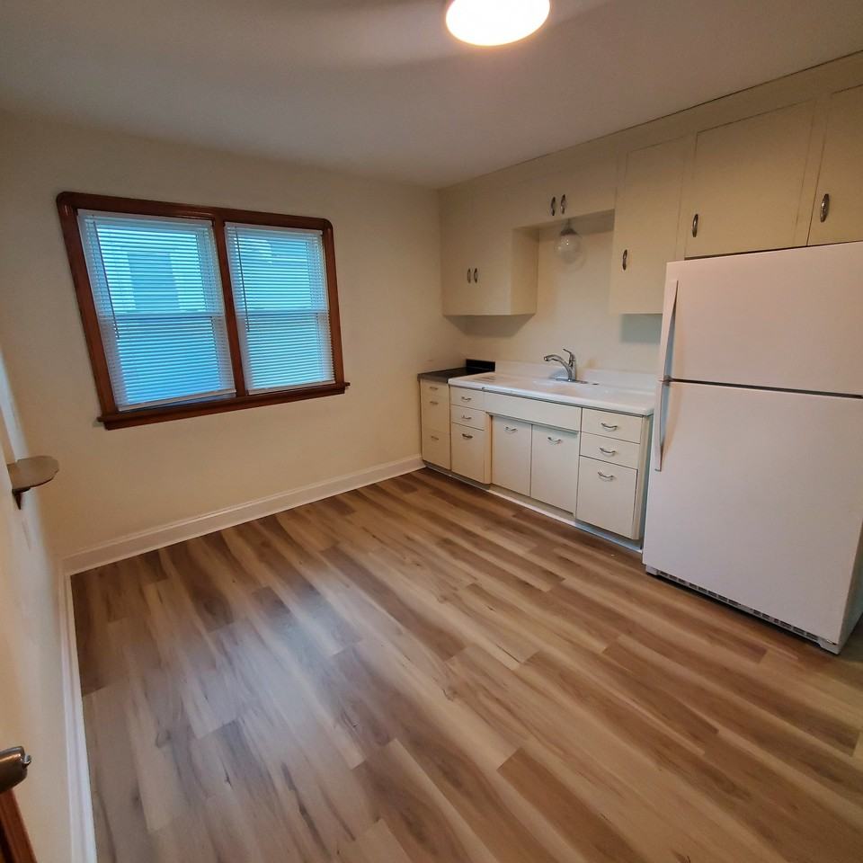 4905 Behrwald Ave #2 - Photo 3 of 6