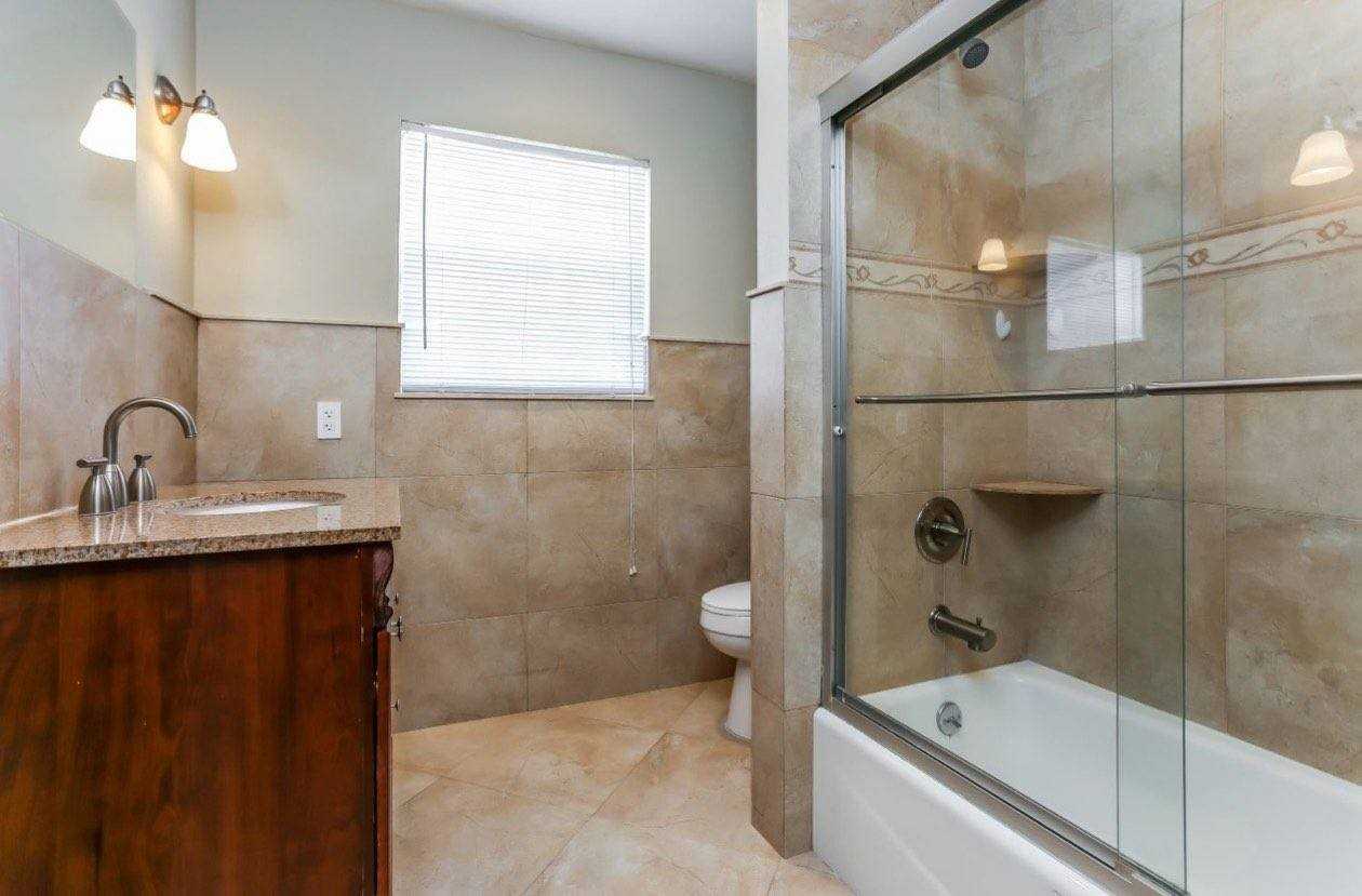 1553 Nw 158th Ave - Photo 2 of 8