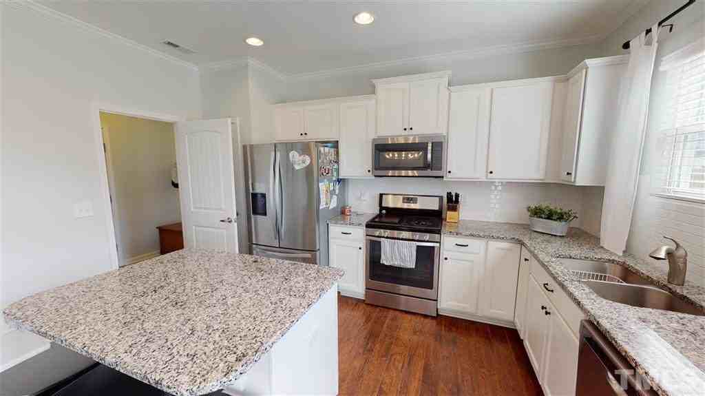 4305 Auburn Rd - Photo 6 of 19