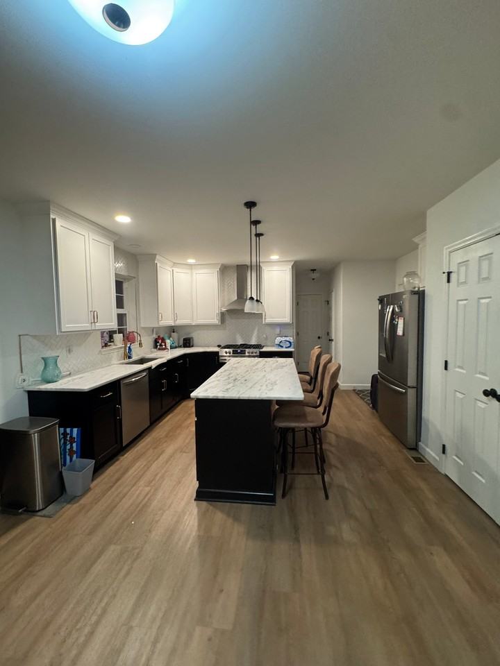 1017 Antonio Dr - Photo 3 of 14
