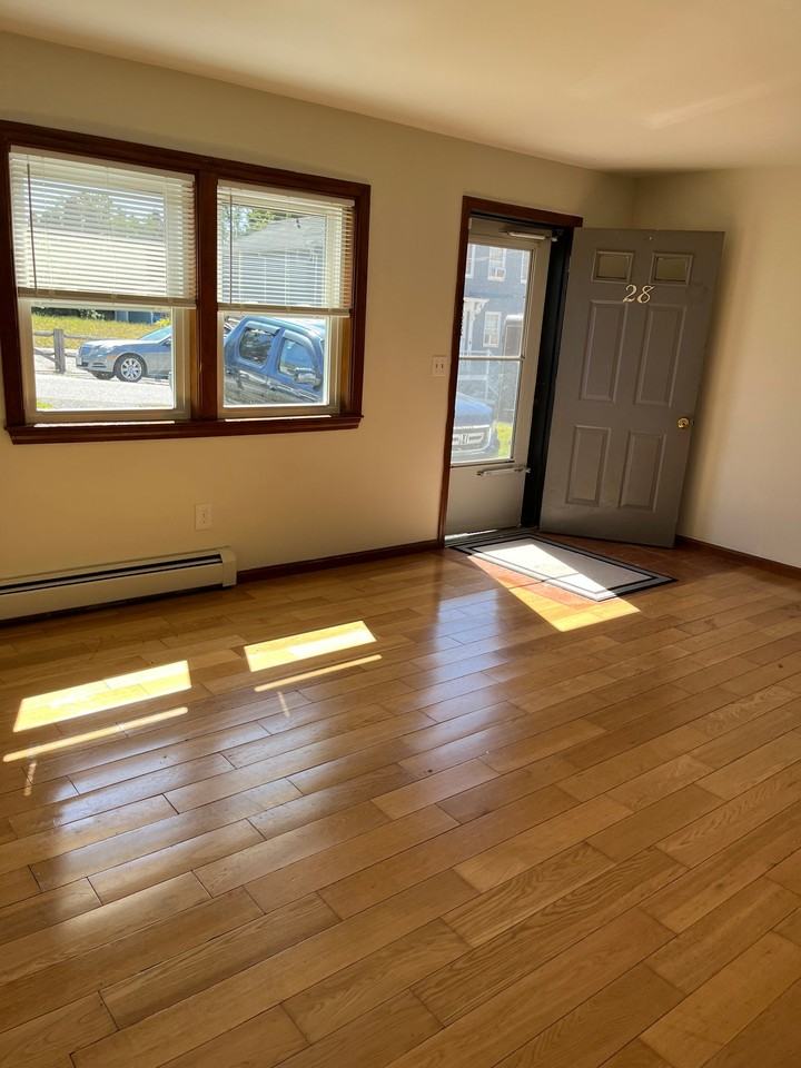28 Eastern Ave - Photo 6 of 13